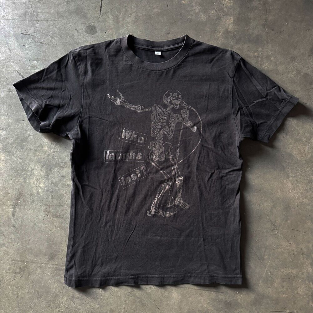 Who Laughs Last? Barbara Krueger Rage Against The Machine Uniqlo T-Shirt Medium